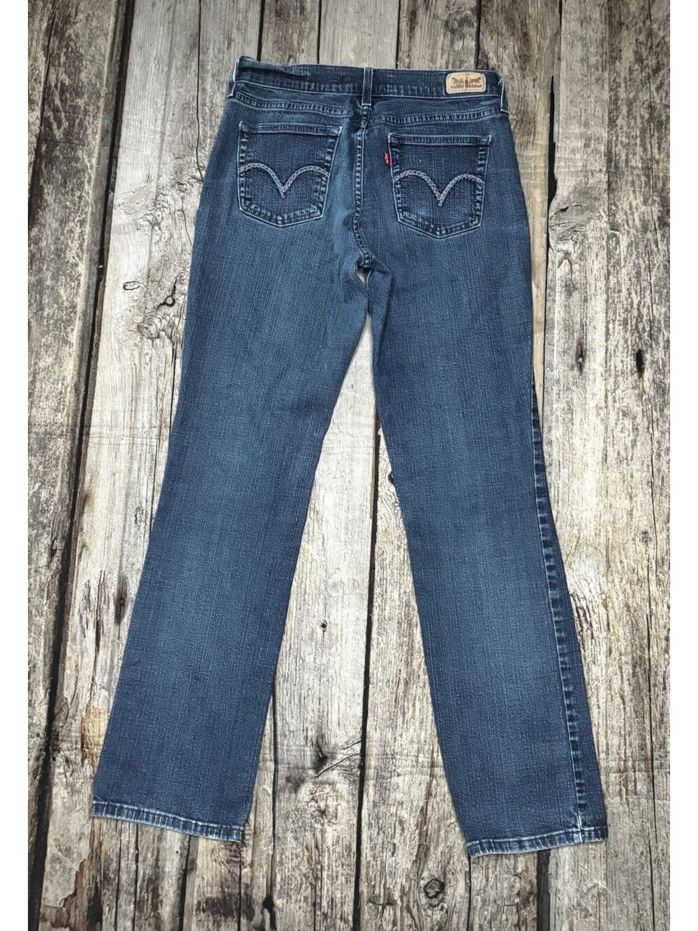 Levis 505 Jeans Mid Rise Womens Size 28/32 Medium Blue Denim Straight Leg
